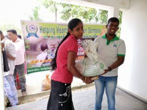 HelpingHeartsTamil படம் 2052