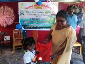 HelpingHeartsTamil படம் 1750