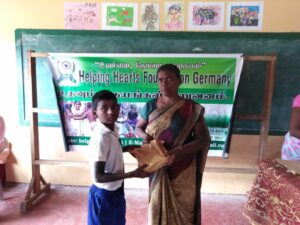 HelpingHeartsTamil படம் 1601